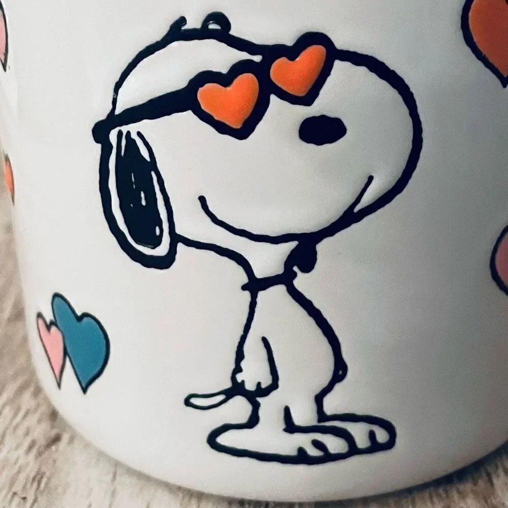 NWT Adorable Peanuts Snoopy in love White/ Blue Ceramic 21 Oz Big Mug Great Gift - Picture 6 of 12
